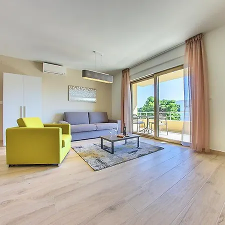 Apartament Modo Pula