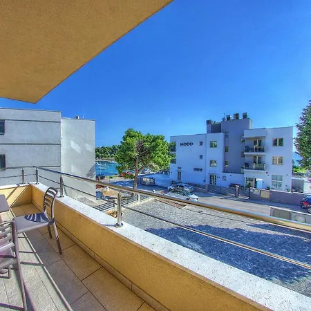 Apartament Modo Pula