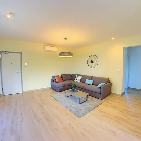 Apartament Modo *
